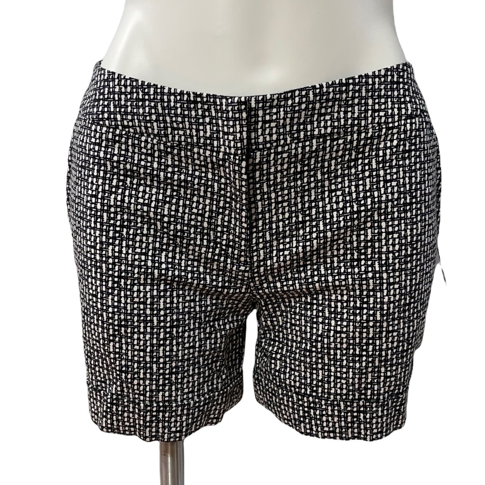 Shorts Black White Grid Pattern, Size 2